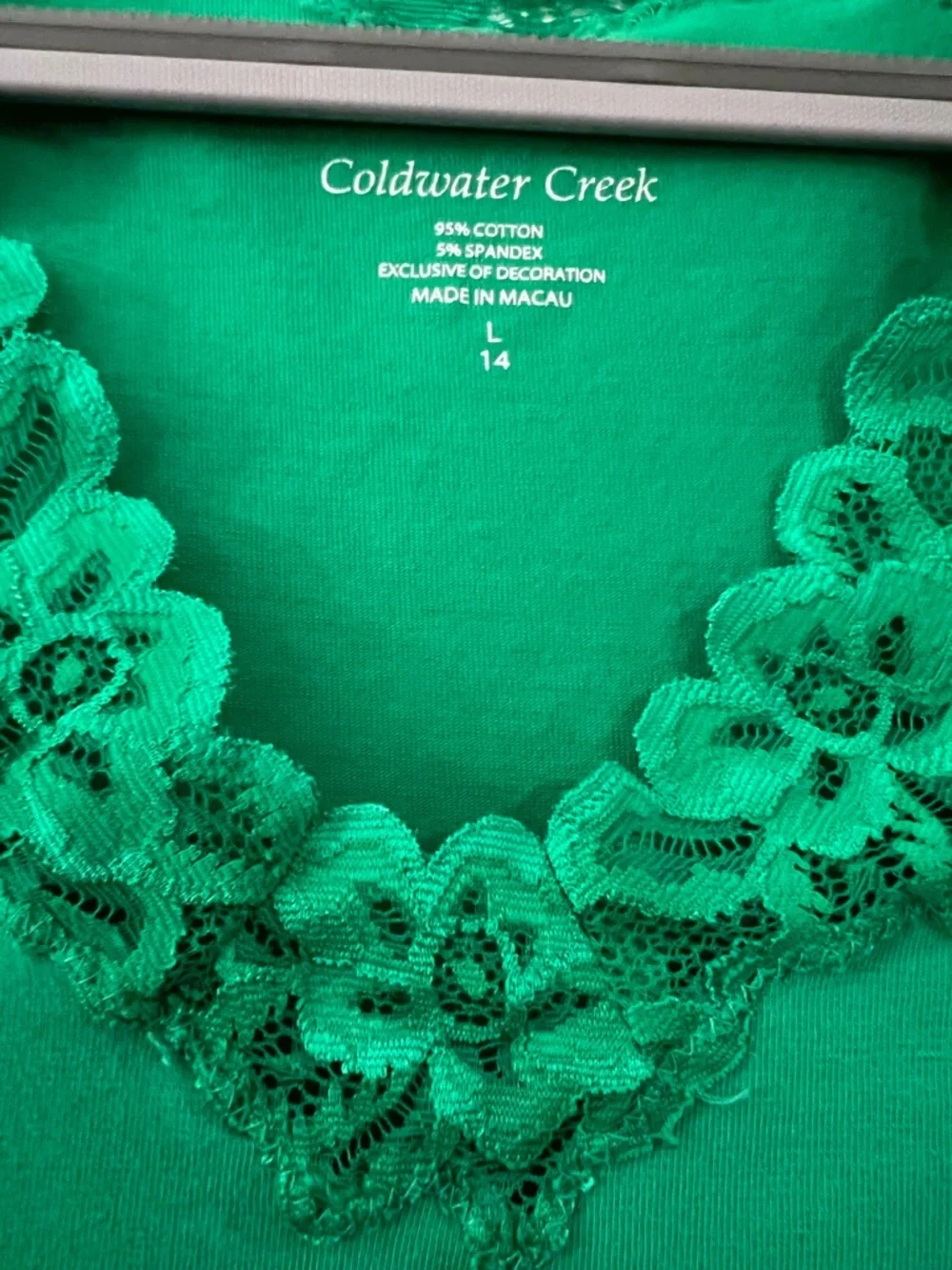 Coldwater Creek Emerald Green Lace-Trim Sleeveless Top - Picture 2 of 9